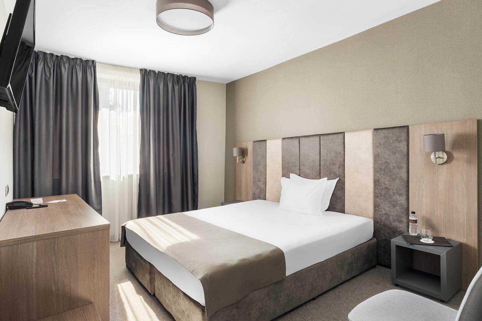 Hotel Jitomir 4*