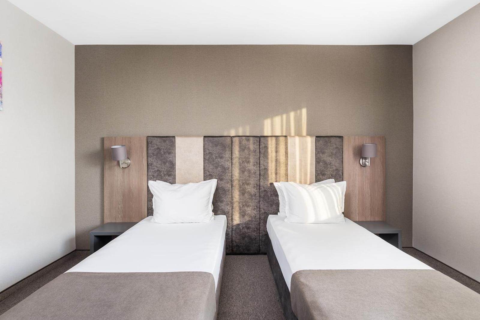 Jitomir Hotel