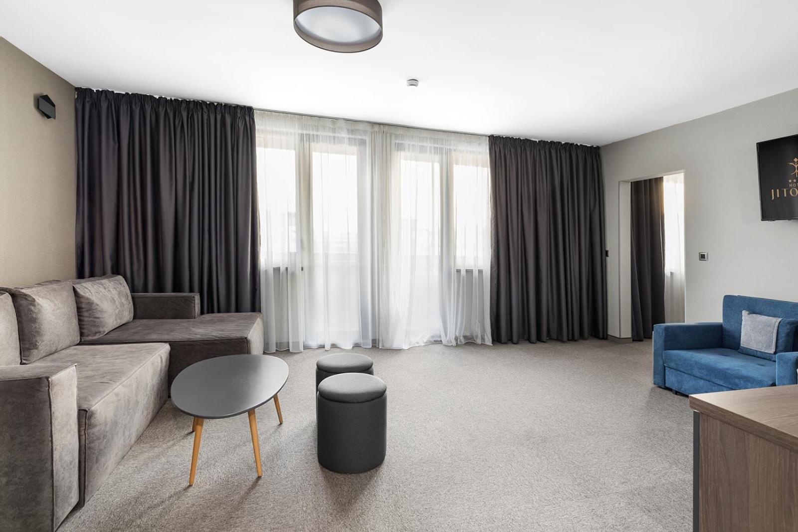 Hotel Jitomir